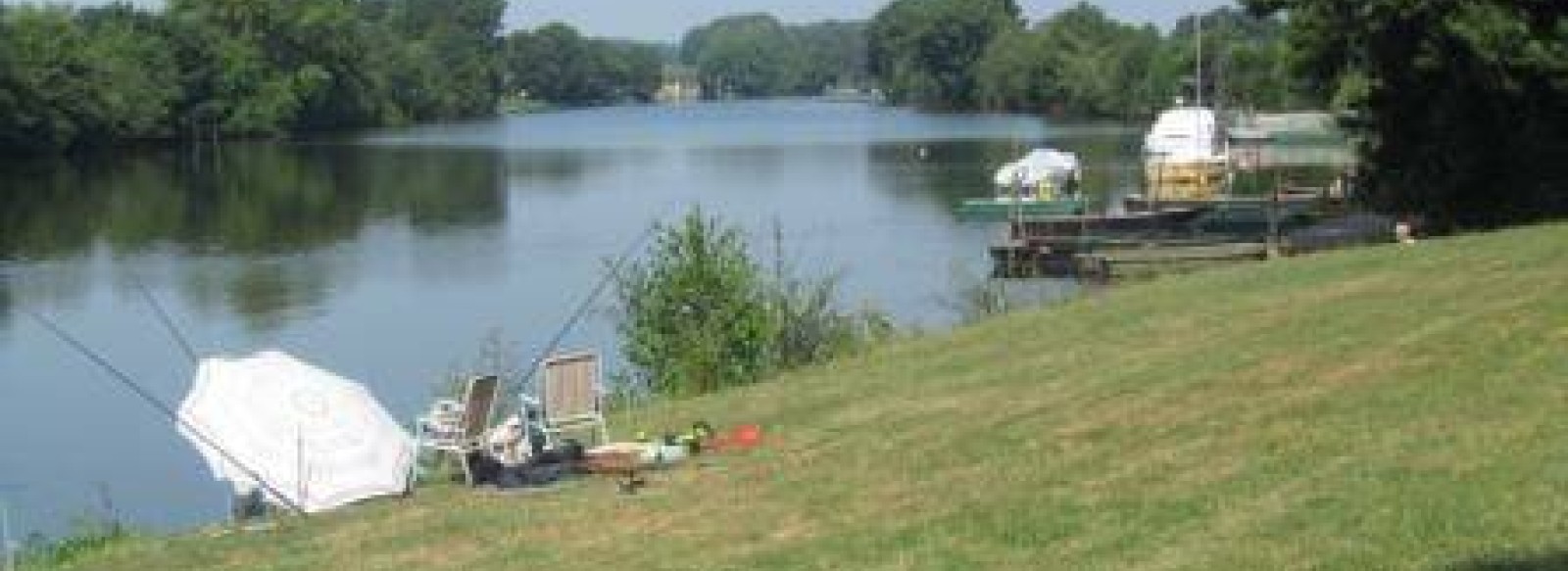 Aire de camping-car de Feneu