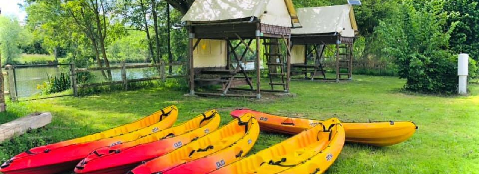 Randonnee canoe-kayak avec nuit insolite