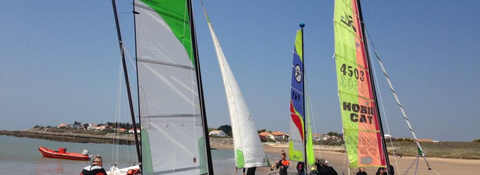 LOCATION PLANCHE A VOILE - ECOLE DE VOILE DE LA NORMANDELIERE