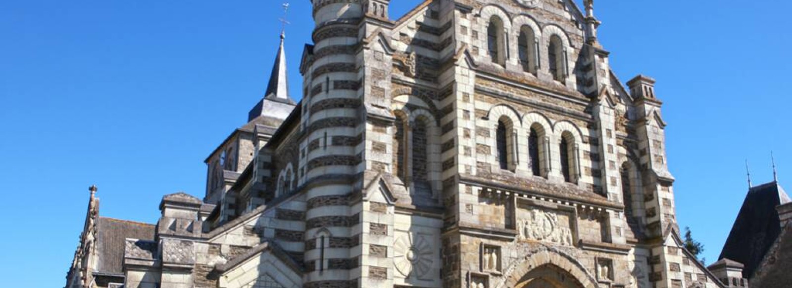 Journees Europeennes du Patrimoine : Eglise Saint Pierre de Chemille