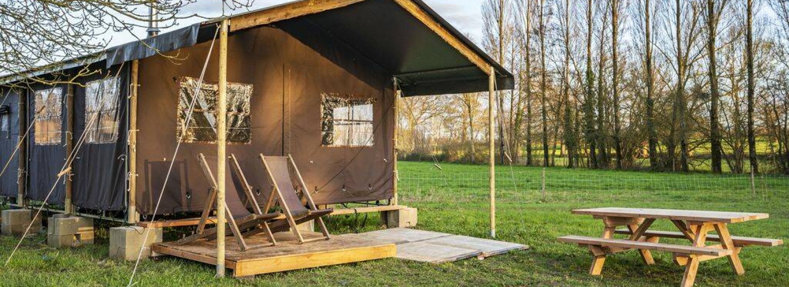 LODGES L'ETABLE DES MAUGES