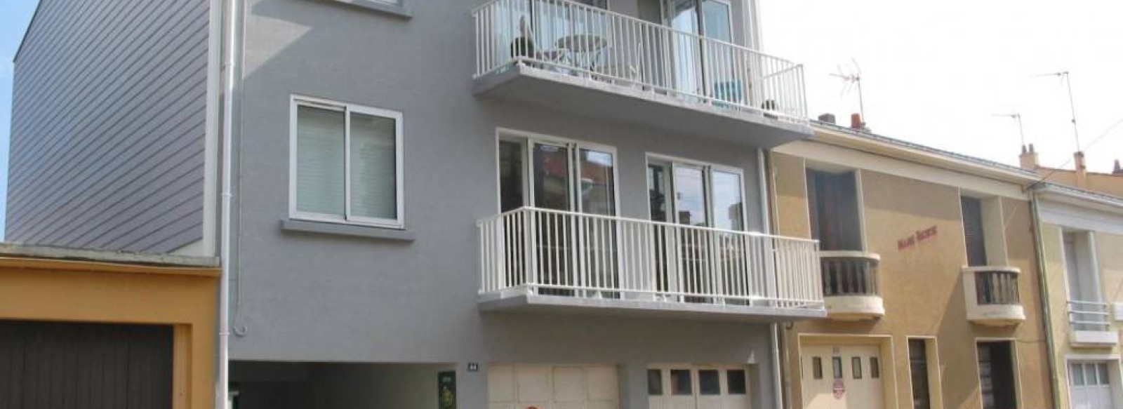 Appartement a 100 m de la plage