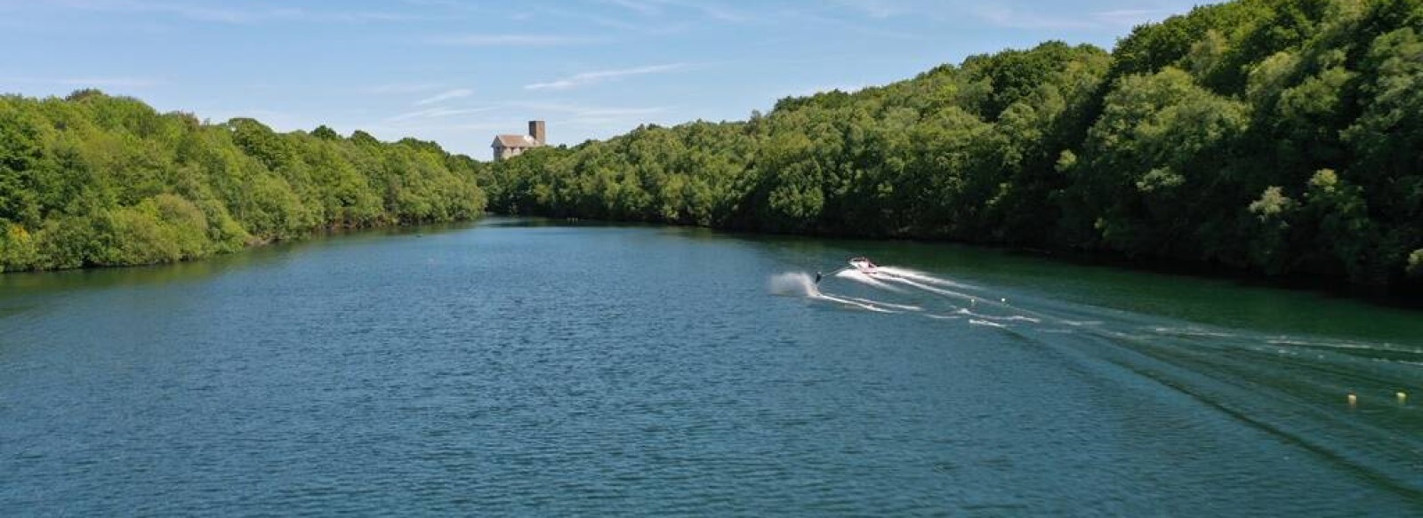 BASE NAUTIQUE - CANOE, PADDLE ET VISIO-PLANCHES