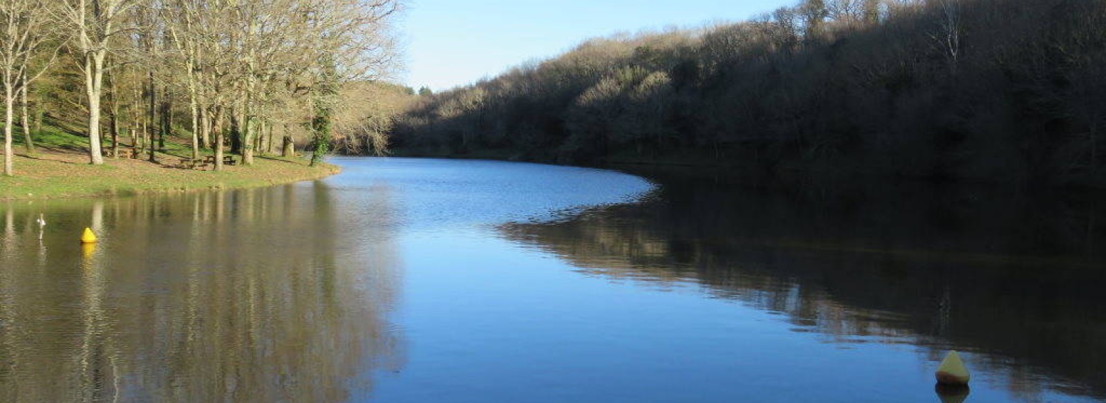 LAC DE FINFARINE