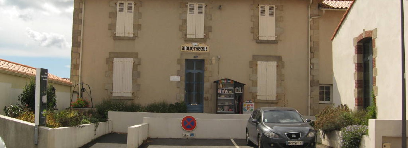 BIBLIOTHEQUE DE BEAULIEU-SOUS-LA-ROCHE