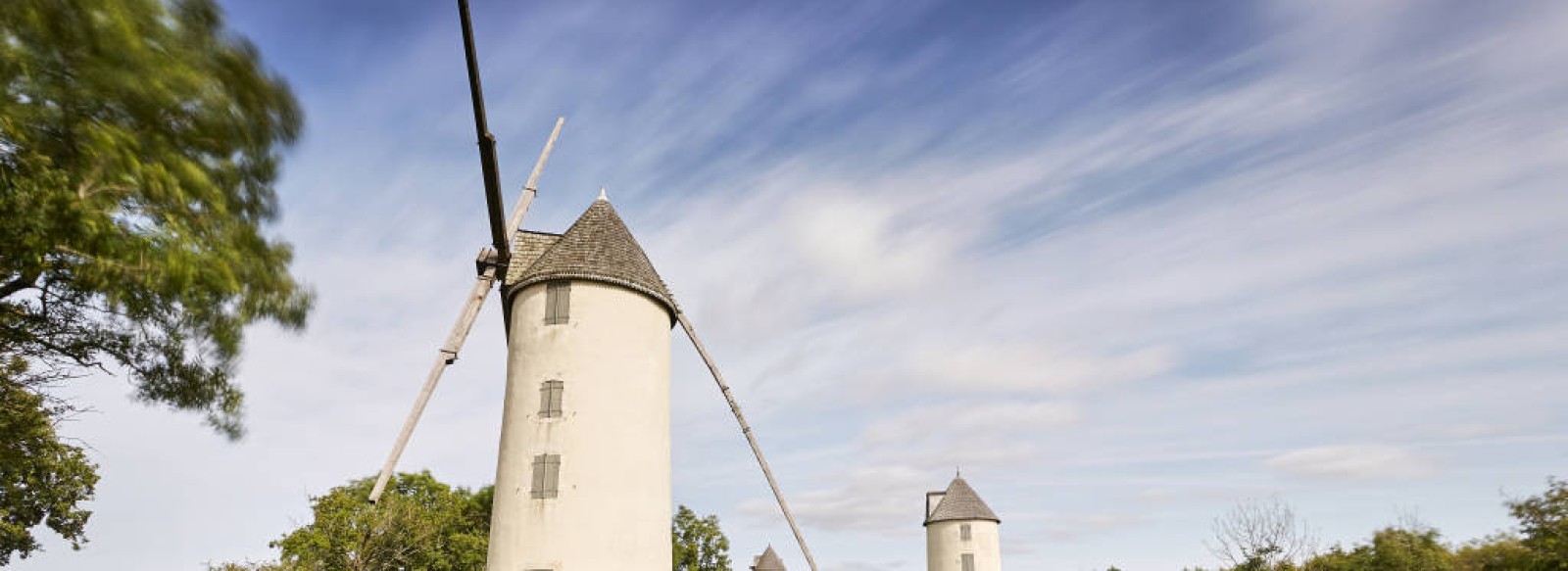 AIRE DE PIQUE-NIQUE COLLINE DES MOULINS