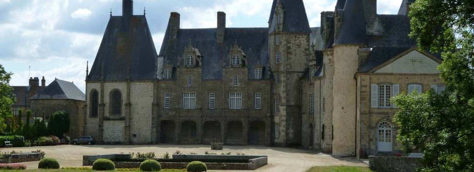 CHATEAU DU ROCHER