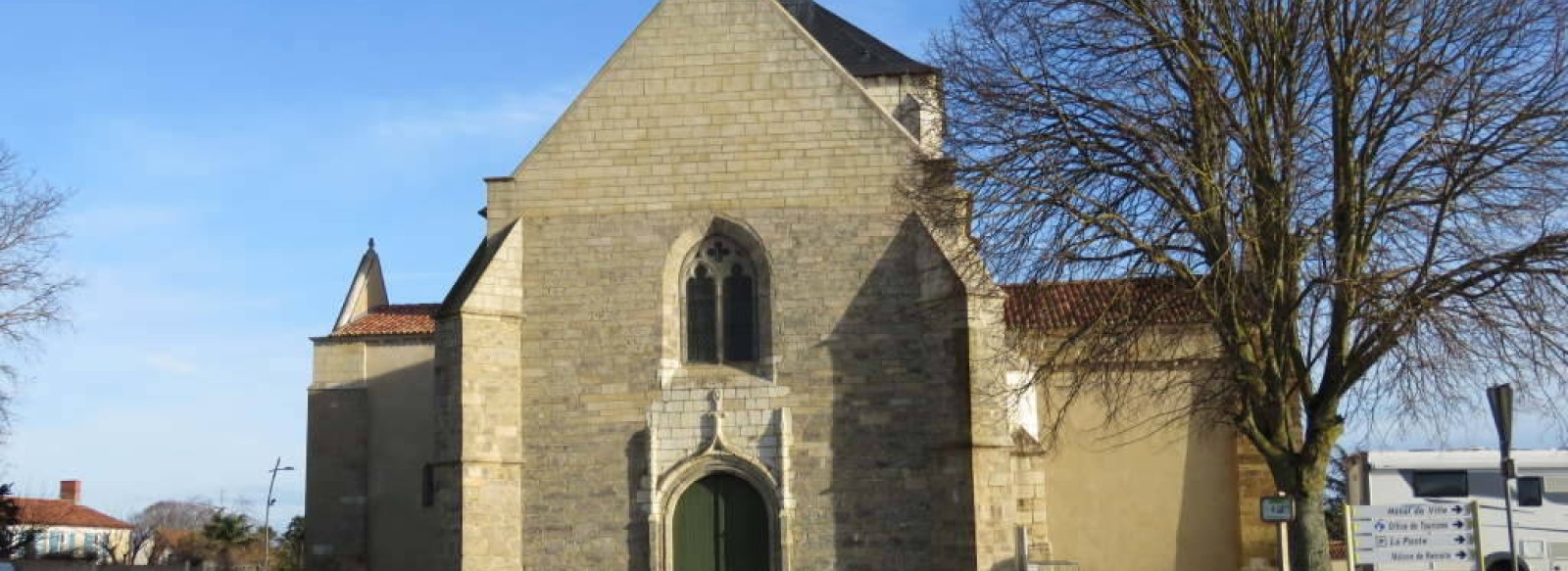 EGLISE SAINTE-RADEGONDE