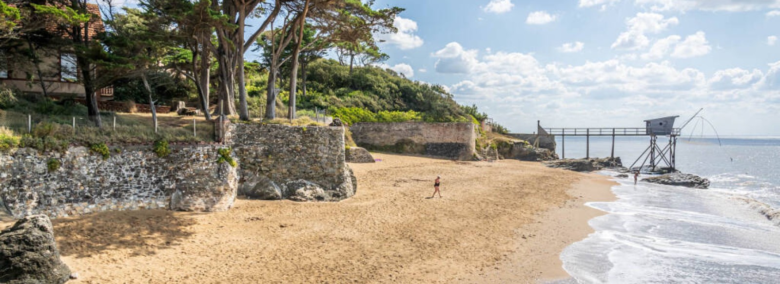 Les roches dorees - Plage de la Rinais